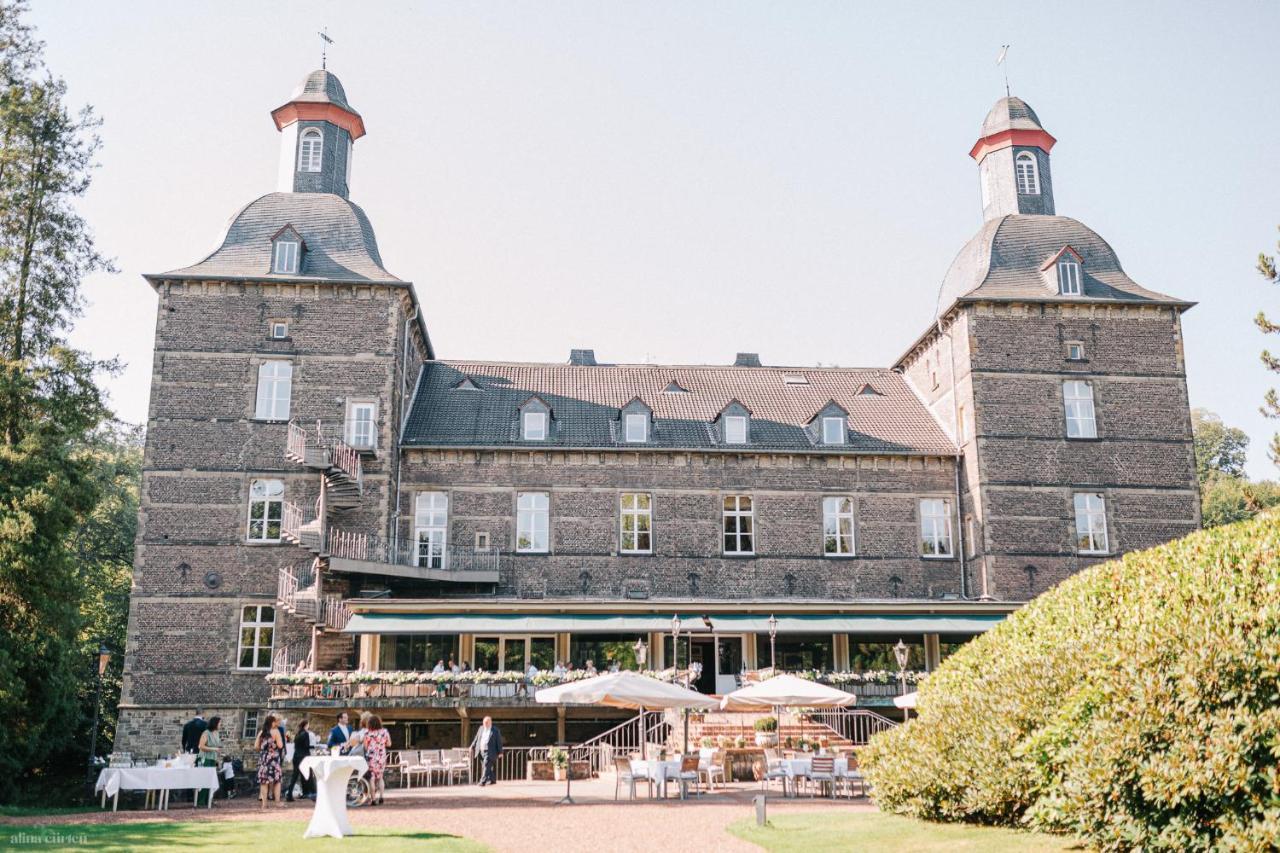 Hugenpoet Hotel
