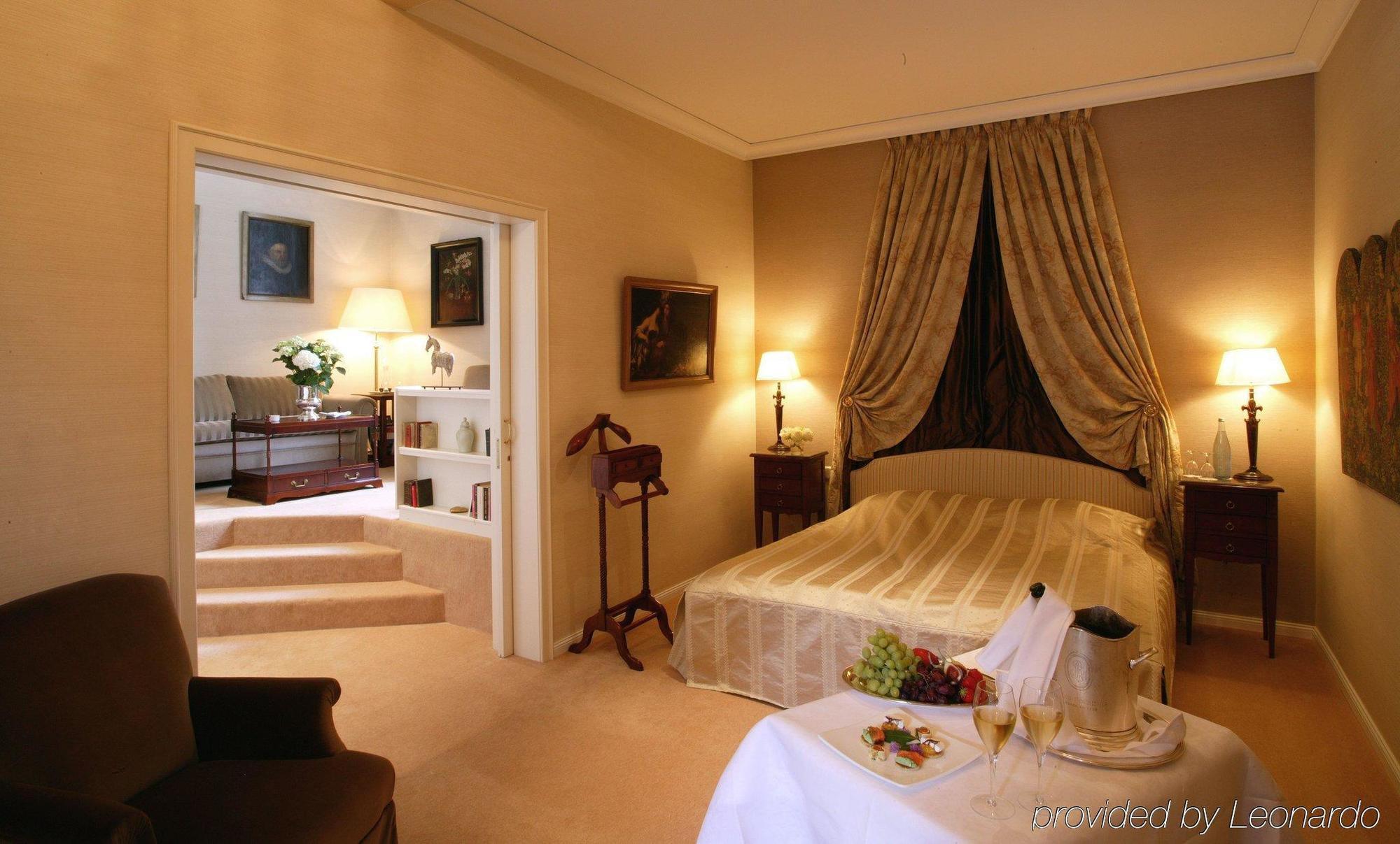Hugenpoet Hotel